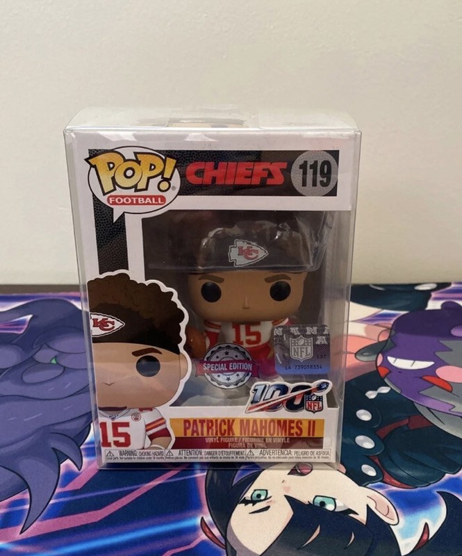 mahomes funko pop white jersey